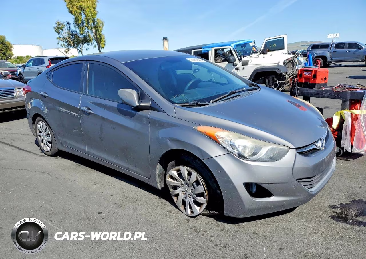 2012 Hyundai Elantra Gls VIN:5NPDH4AE5CH128088 - 4