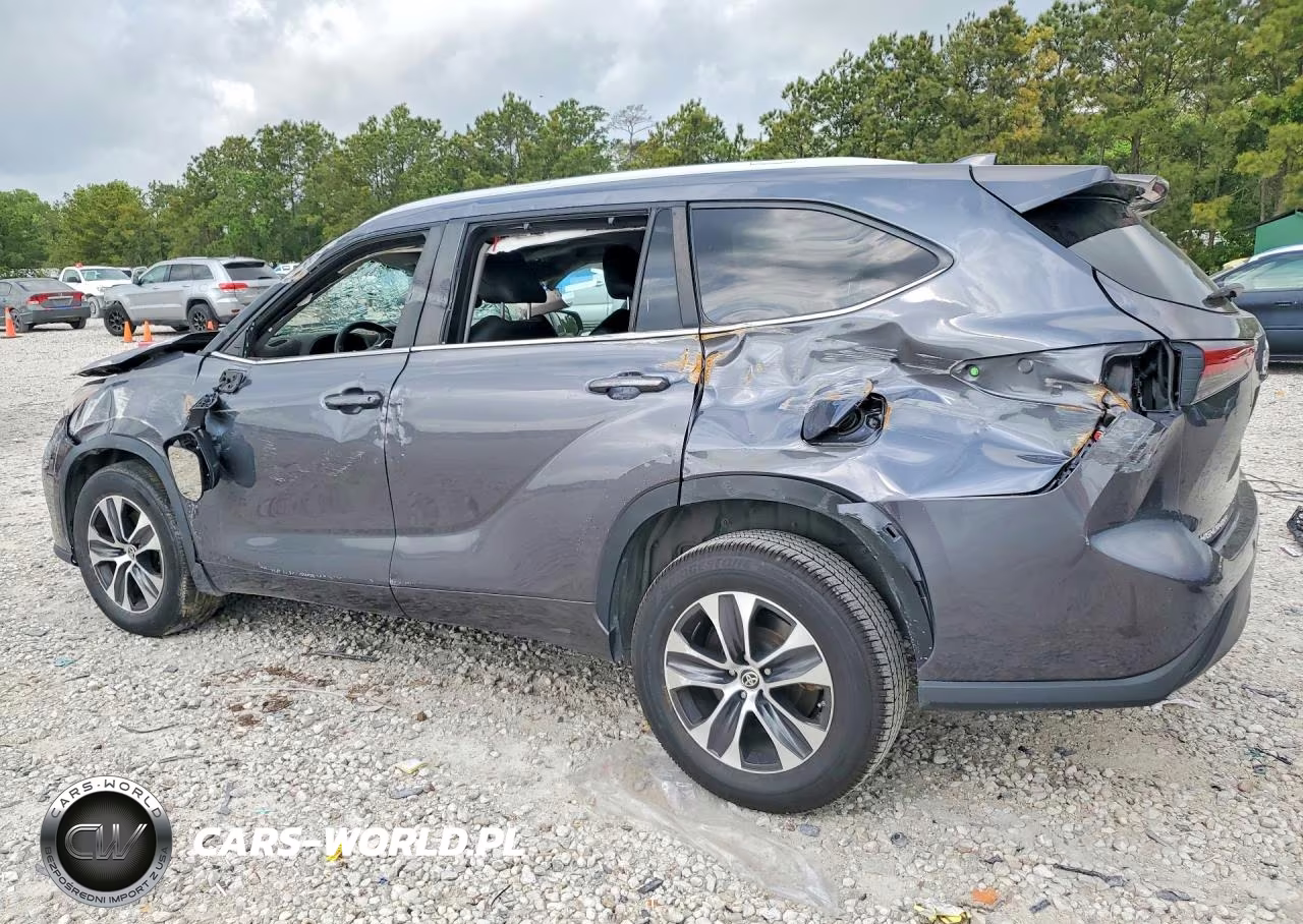 2023 Toyota Highlander Xle VIN:5TDKDRAH7PS023918 - 2