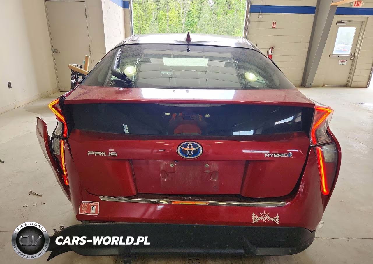 2017 Toyota Prius Four Touring VIN:JTDKARFUXH3529874 - 6
