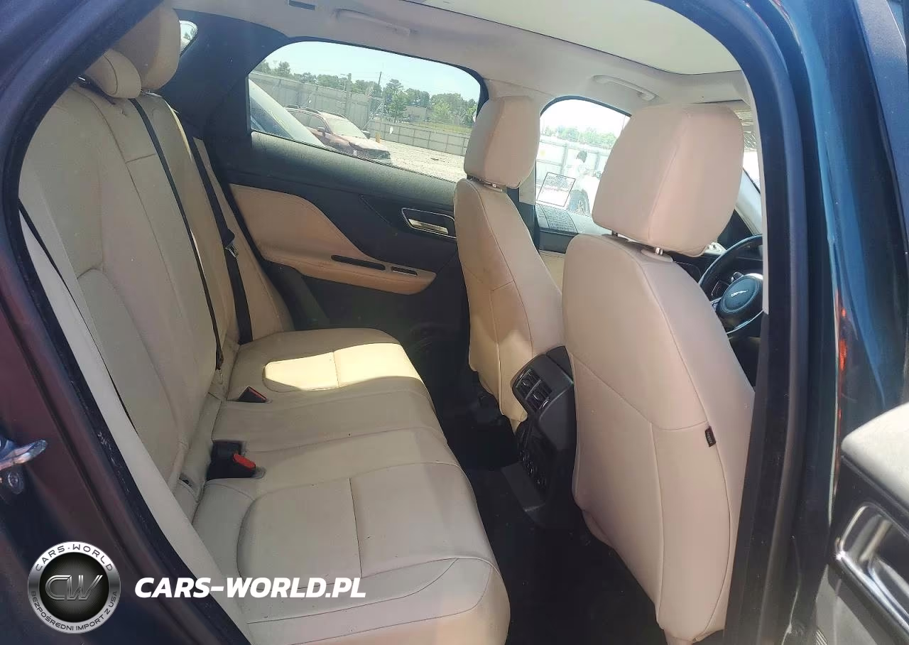 2017 Jaguar F-Pace Premium VIN:SADCJ2BN7HA090868 - 11