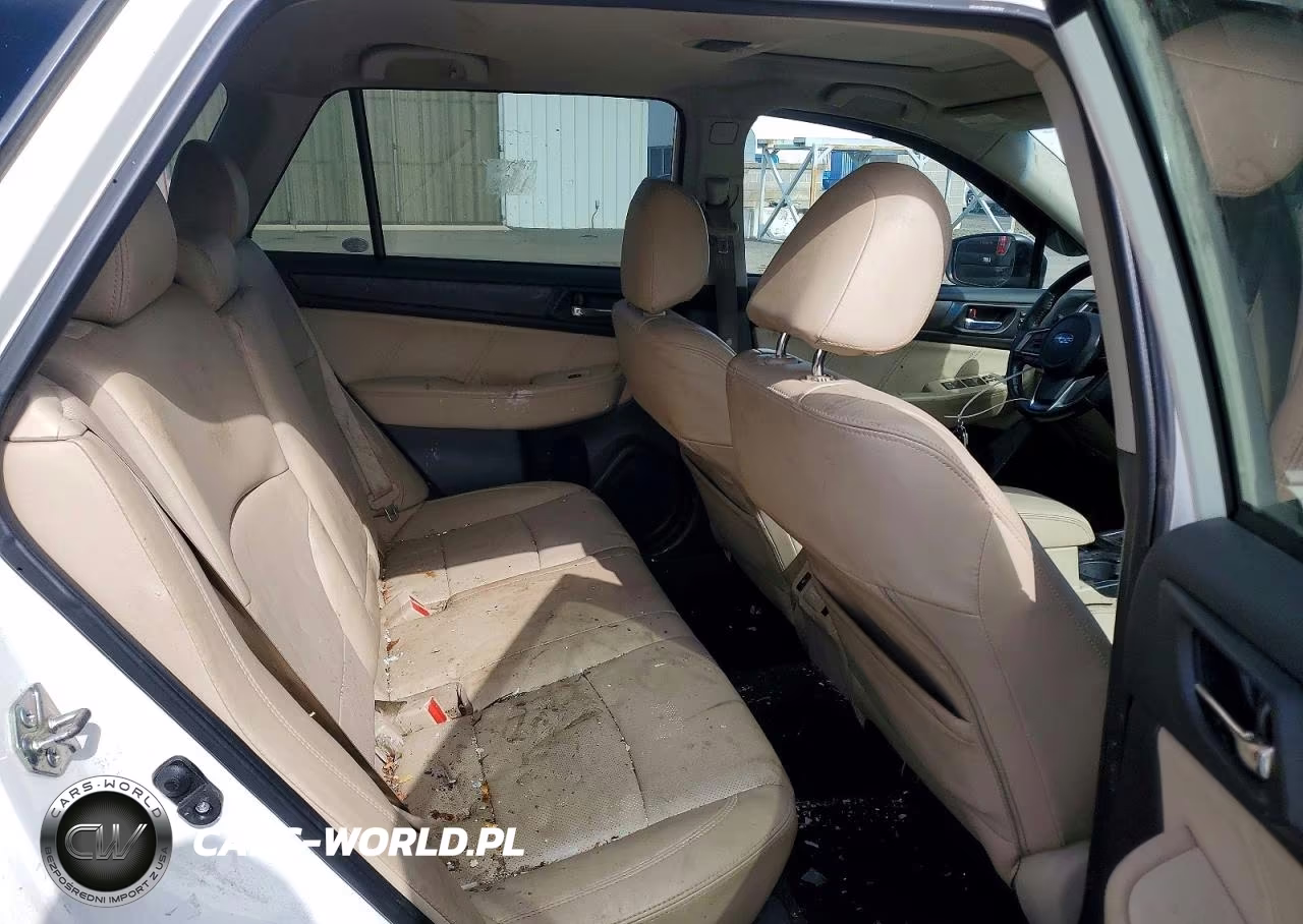 2018 Subaru Outback 3.6R Limited VIN:4S4BSENC6J3344270 - 11