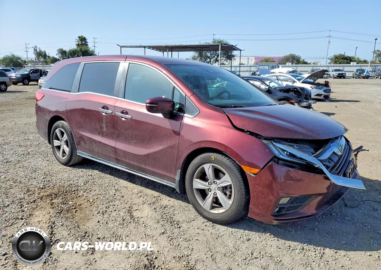 2018 Honda Odyssey Ex VIN:5FNRL6H55JB071411 - 4