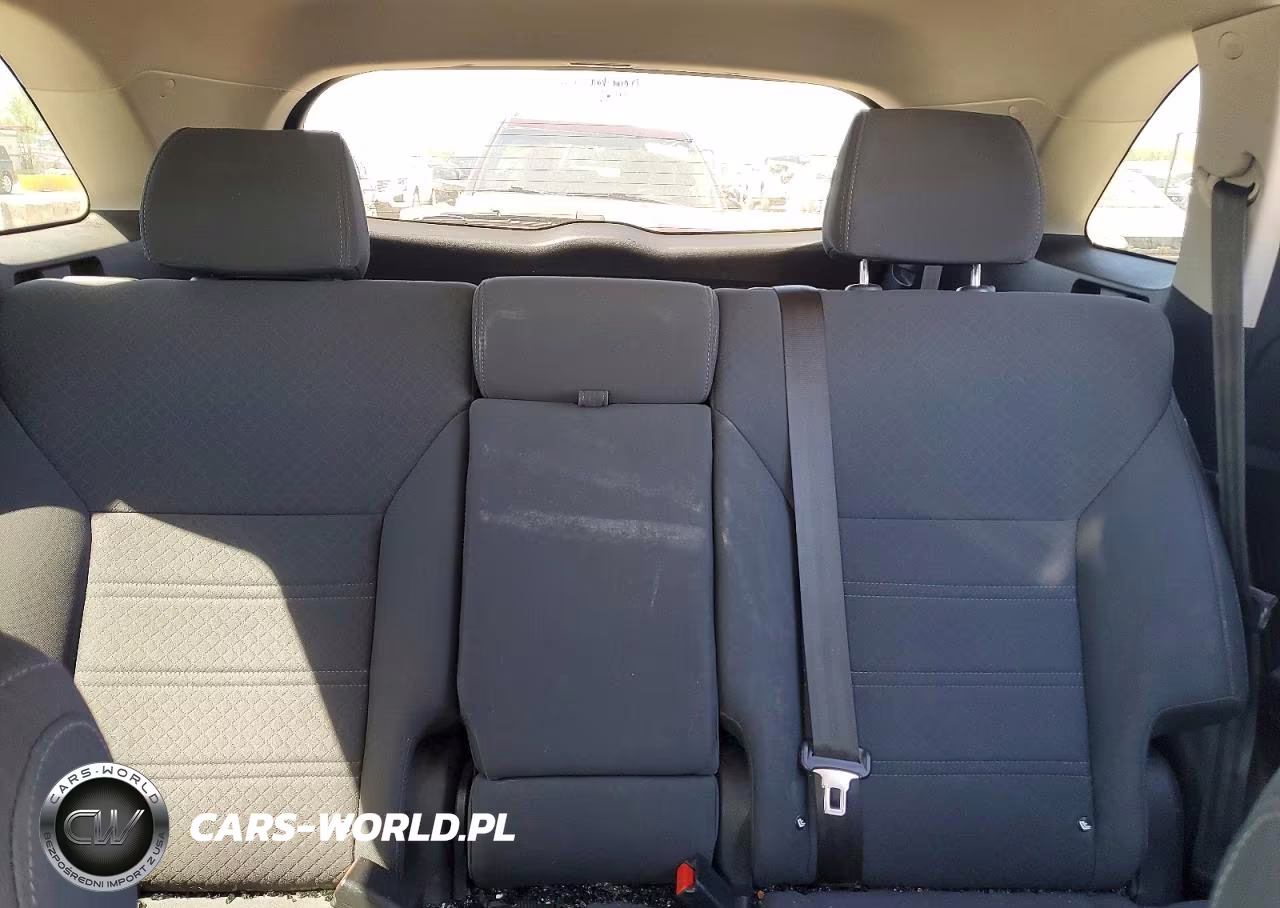 2017 Kia Sorento Lx VIN:5XYPG4A38HG215612 - 10