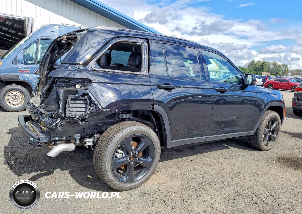 2023 Jeep Grand Cherokee Limited VIN:1C4RJHBG8PC504821 - 3