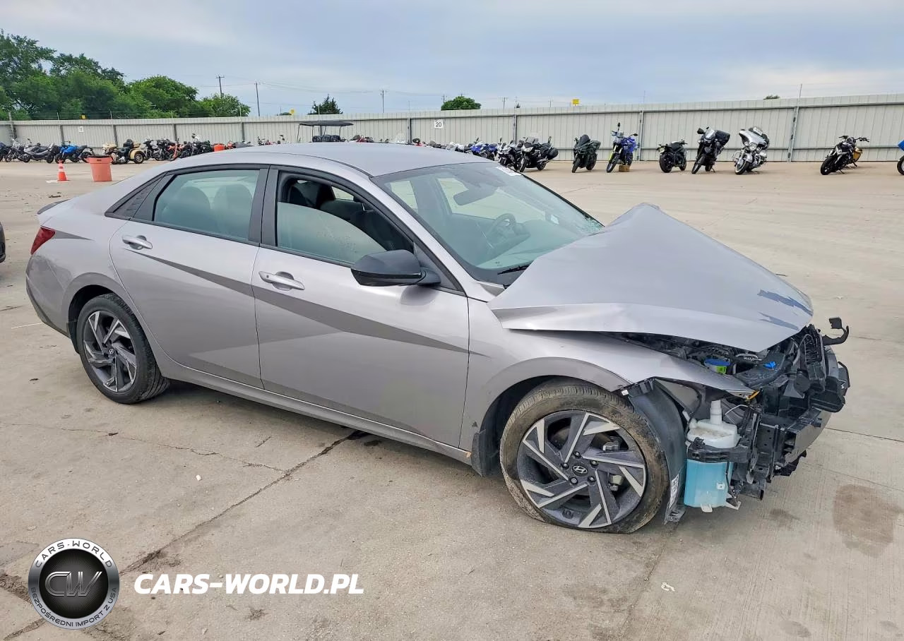 2025 Hyundai Elantra Sel Sport VIN:KMHLM4DG2SU066069 - 4