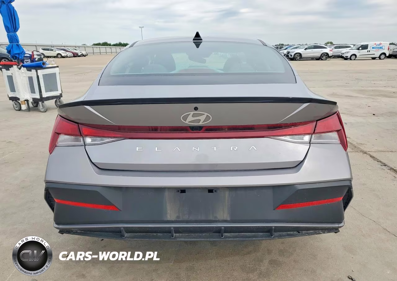 2025 Hyundai Elantra Sel Sport VIN:KMHLM4DG2SU066069 - 6