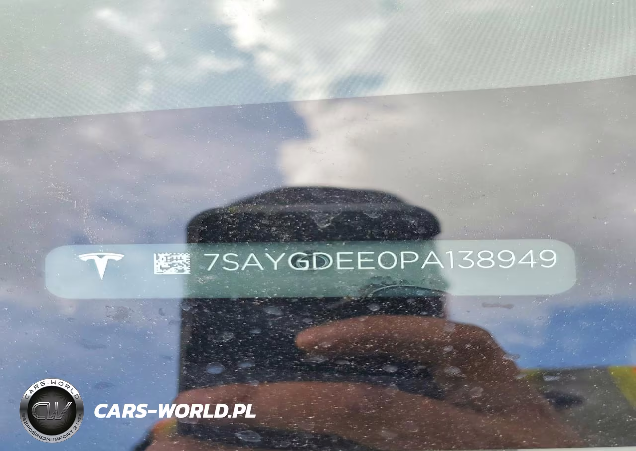 2023 Tesla Model Y VIN:7SAYGDEE0PA138949 - 13