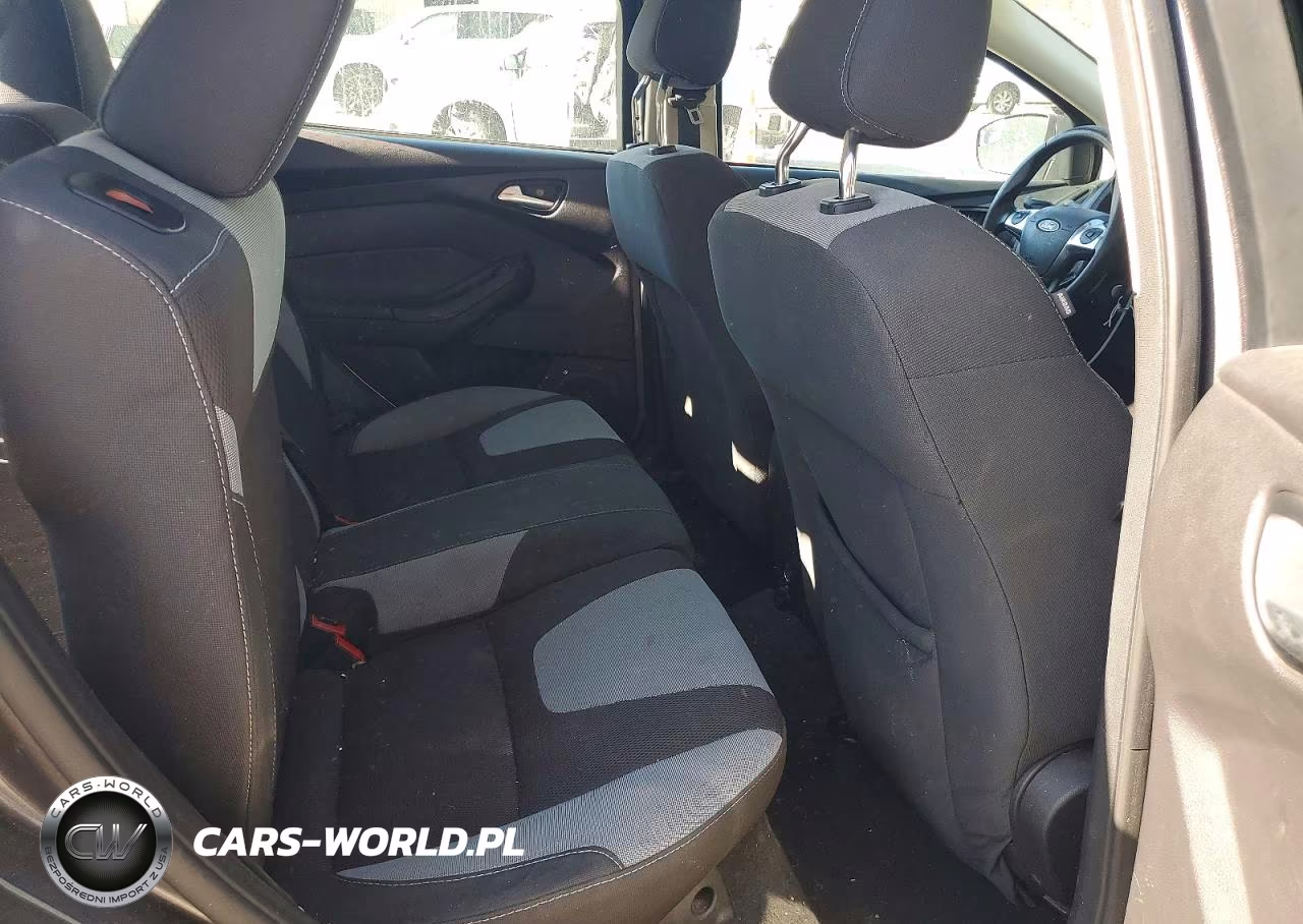 2012 Ford Focus Se VIN:1FAHP3K26CL224588 - 10