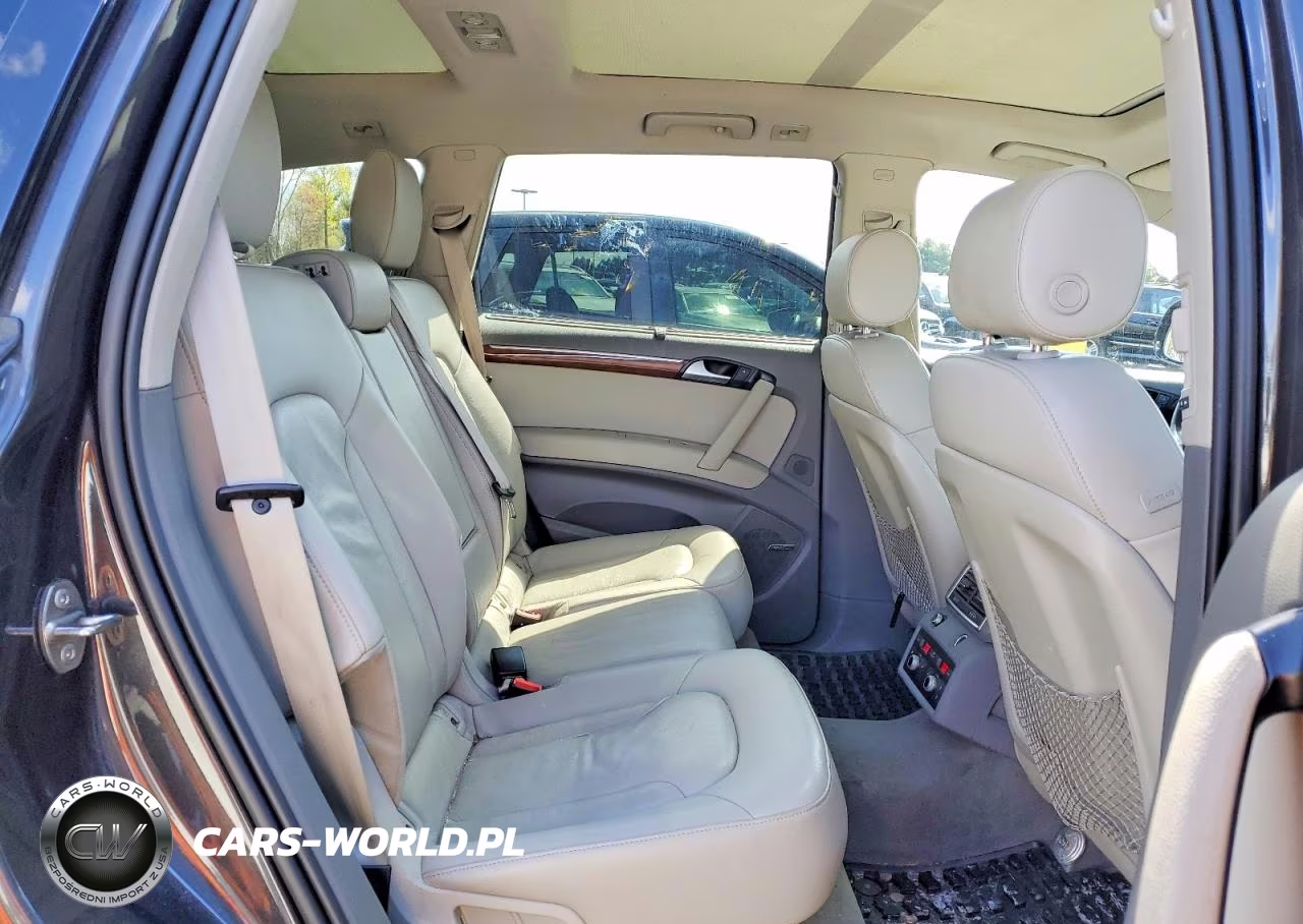 2014 Audi Q7 Premium Plus VIN:WA1LGAFE8ED015762 - 11