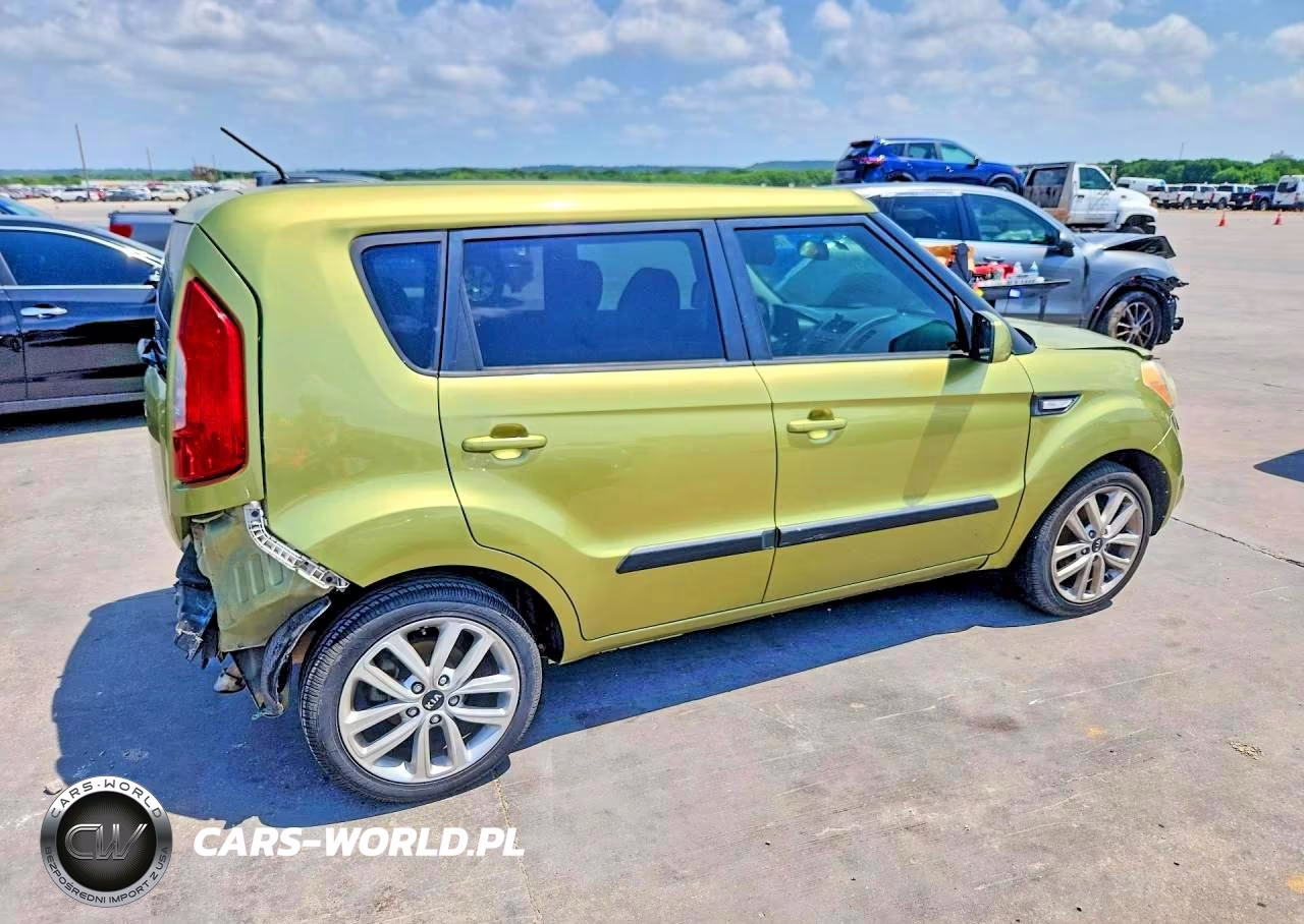 2012 Kia Soul Base VIN:KNDJT2A56C7422514 - 3