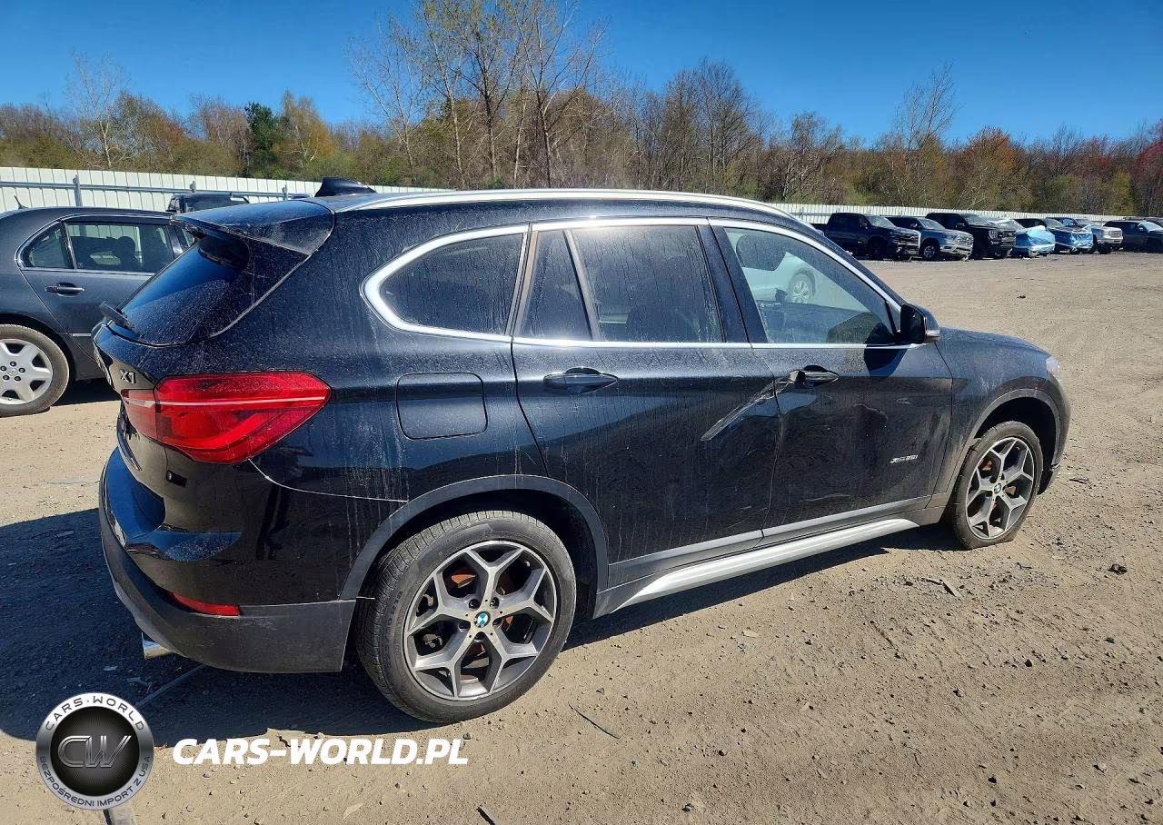 2017 BMW X1 xDrive28I VIN:WBXHT3C3XH5F76409 - 3