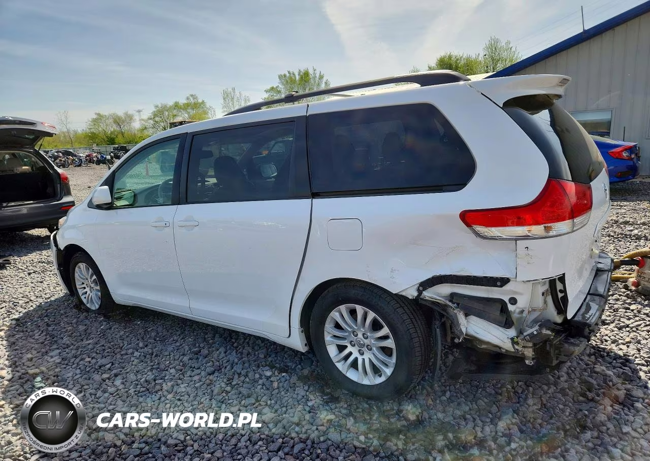 2014 Toyota Sienna Xle 8-Passenger VIN:5TDYK3DC4ES473925 - 2