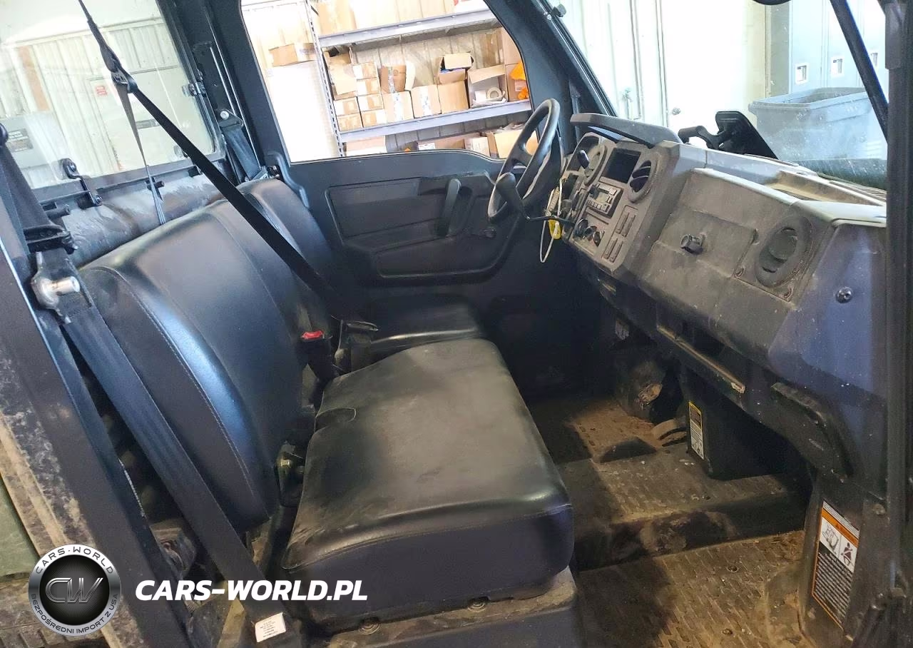 2020 John Deere Xuv835M Utility Vehicle VIN:1M0835MDKLM030957 - 6