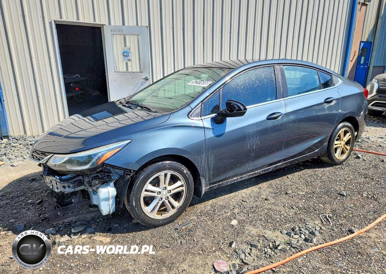 2017 Chevrolet Cruze Lt – zdjęcie 1 z 12