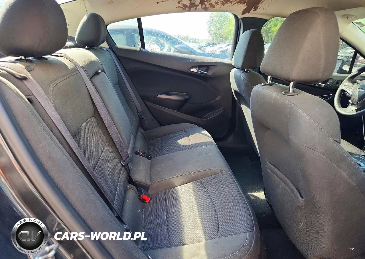 2017 Chevrolet Cruze Lt VIN:1G1BE5SM5H7273633 - 10