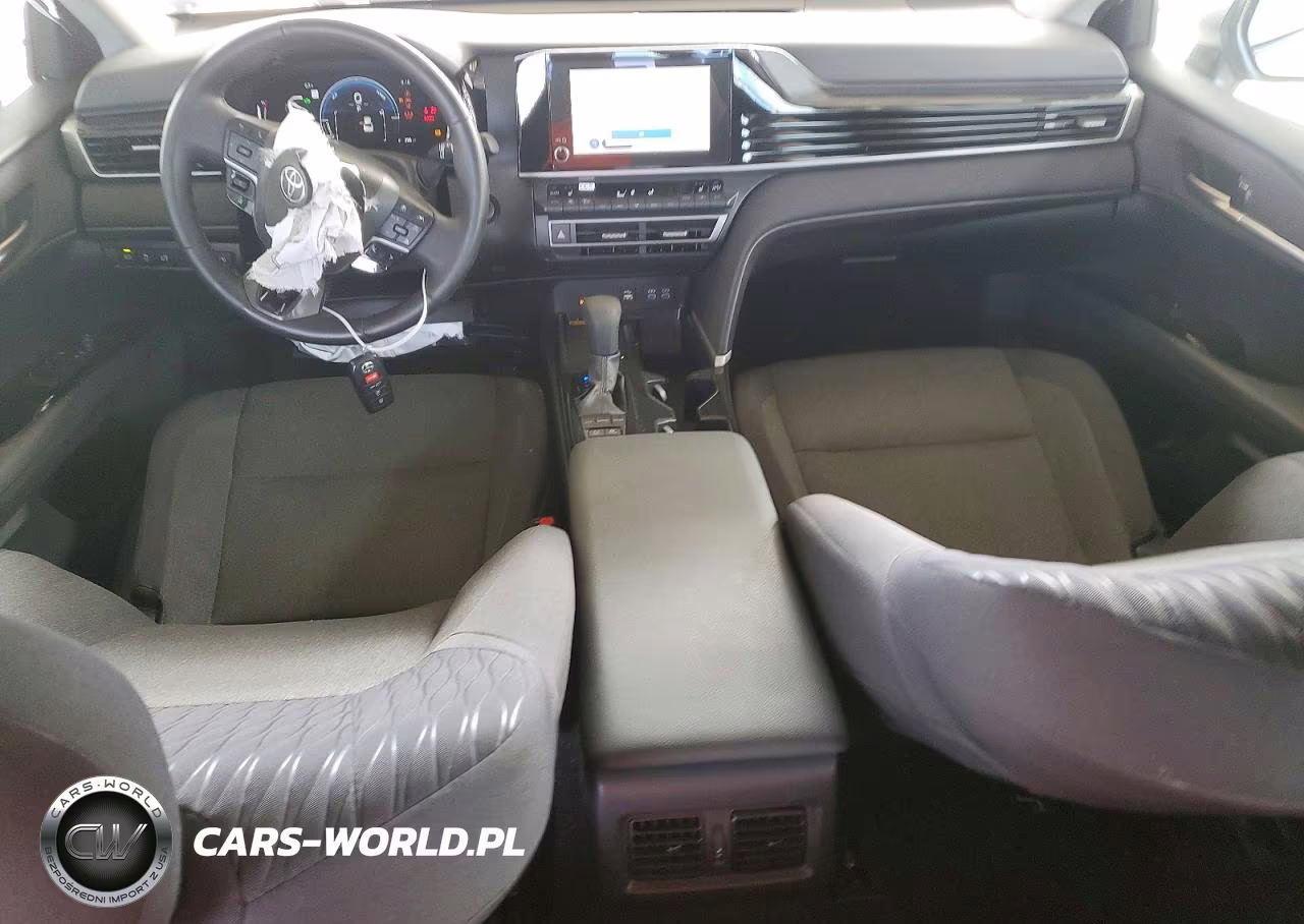 2025 Toyota Camry Le VIN:4T1DAACK0SU624826 - 8