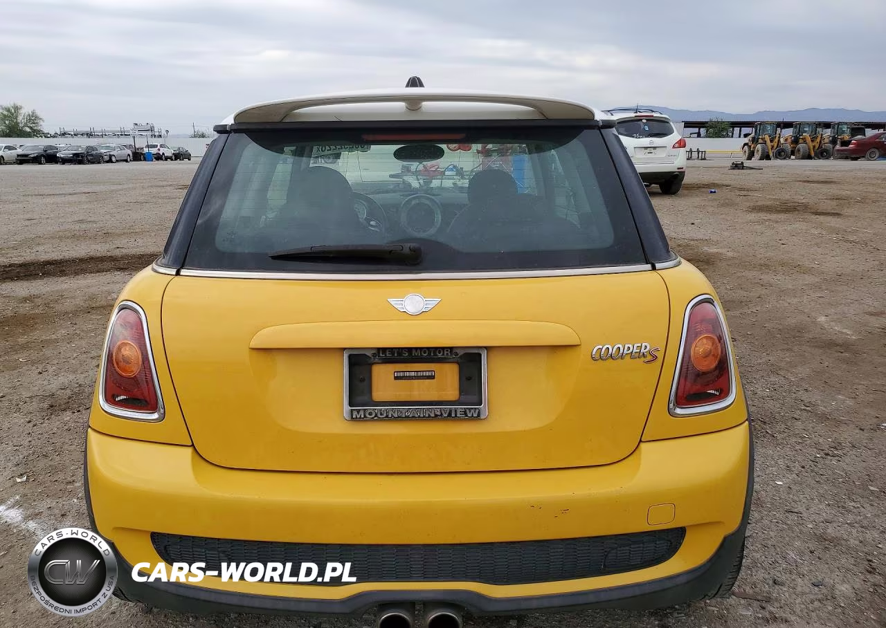2007 Mini Cooper S VIN:WMWMF735X7TL89509 - 6