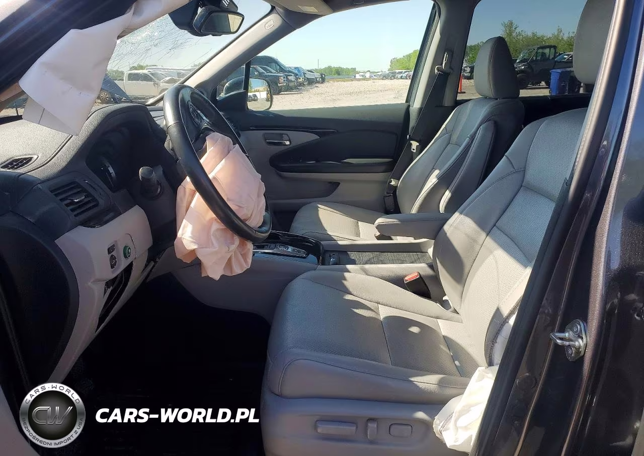2018 Honda Pilot Elite VIN:5FNYF6H07JB045187 - 7