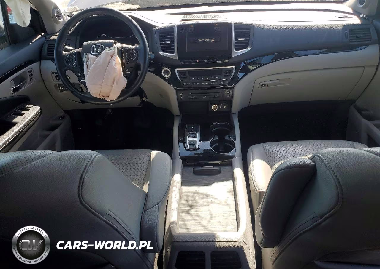 2018 Honda Pilot Elite VIN:5FNYF6H07JB045187 - 8