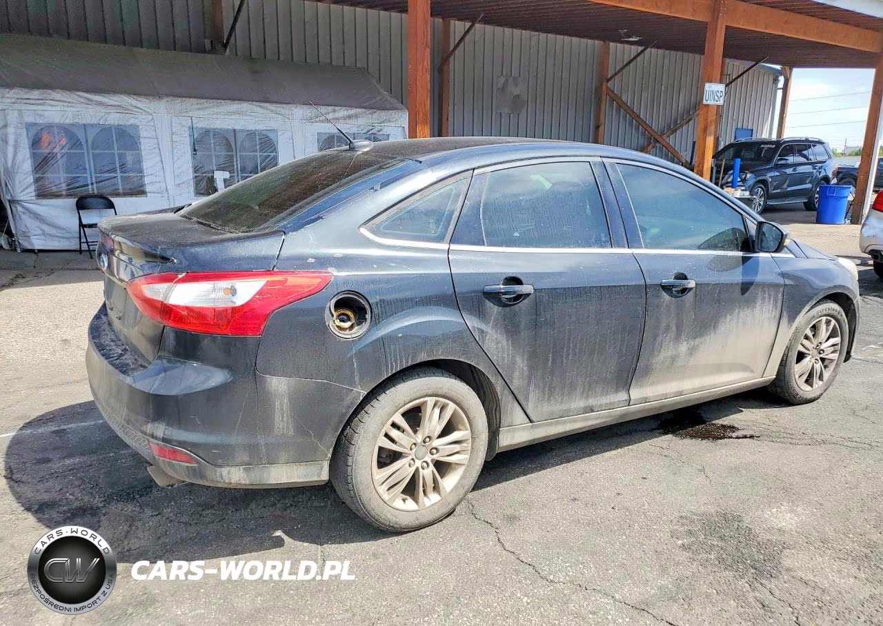 2012 Ford Focus Sel VIN:1FAHP3H2XCL403689 - 3