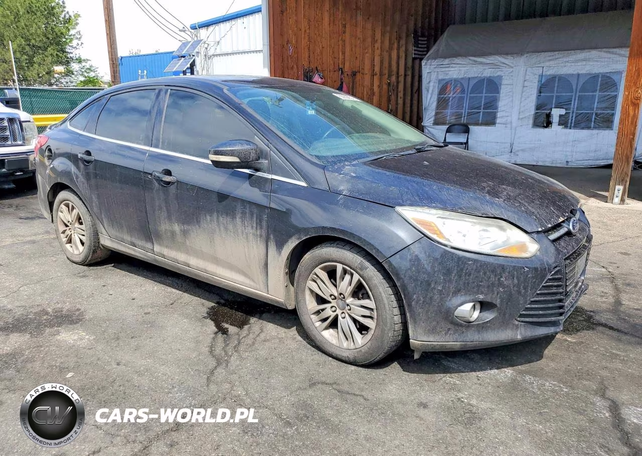 2012 Ford Focus Sel VIN:1FAHP3H2XCL403689 - 4