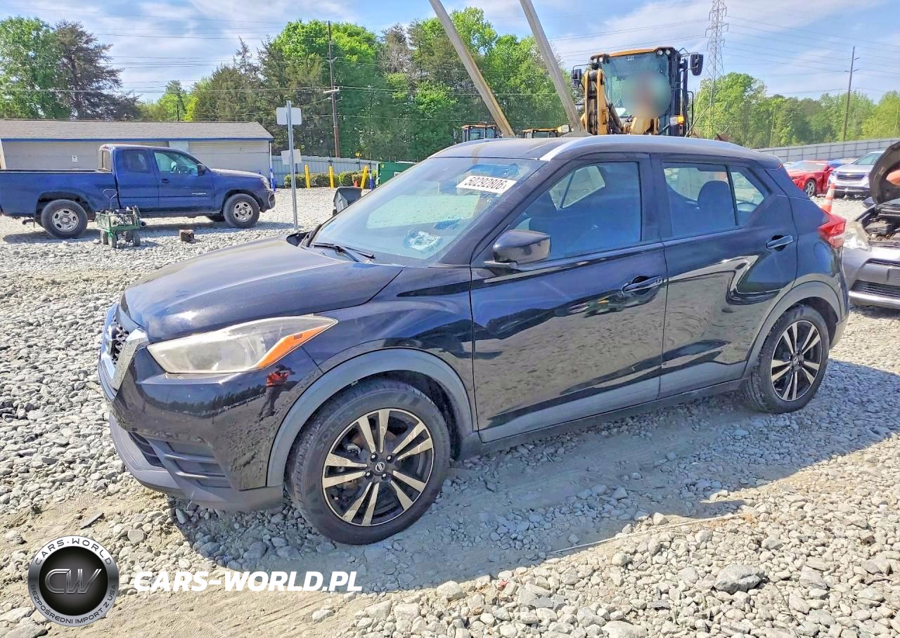 2020 Nissan Kicks Sv