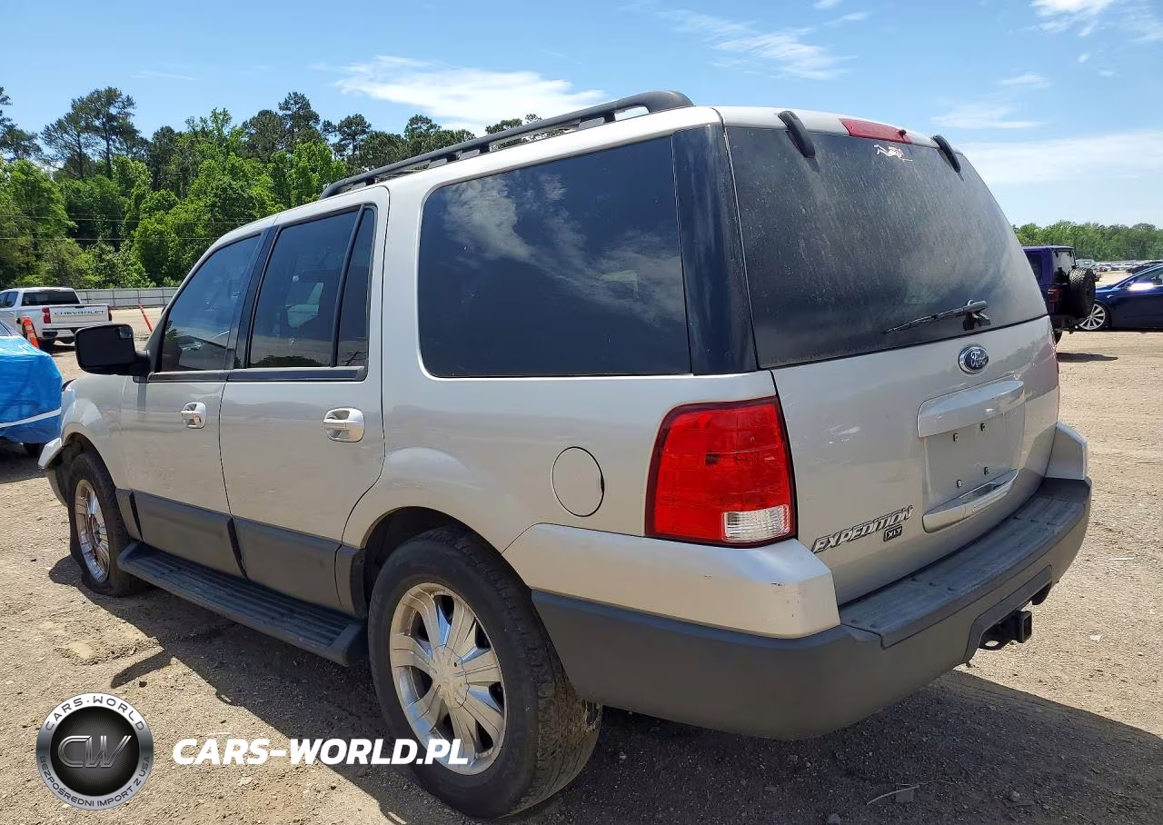 2005 Ford Expedition Xlt VIN:1FMPU16575LA81740 - 2