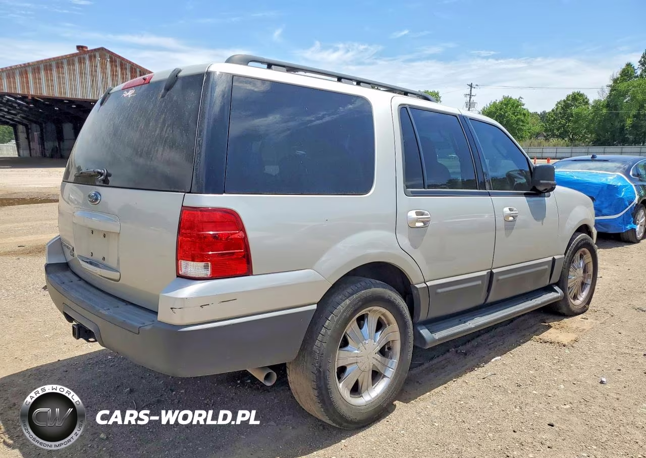 2005 Ford Expedition Xlt VIN:1FMPU16575LA81740 - 3