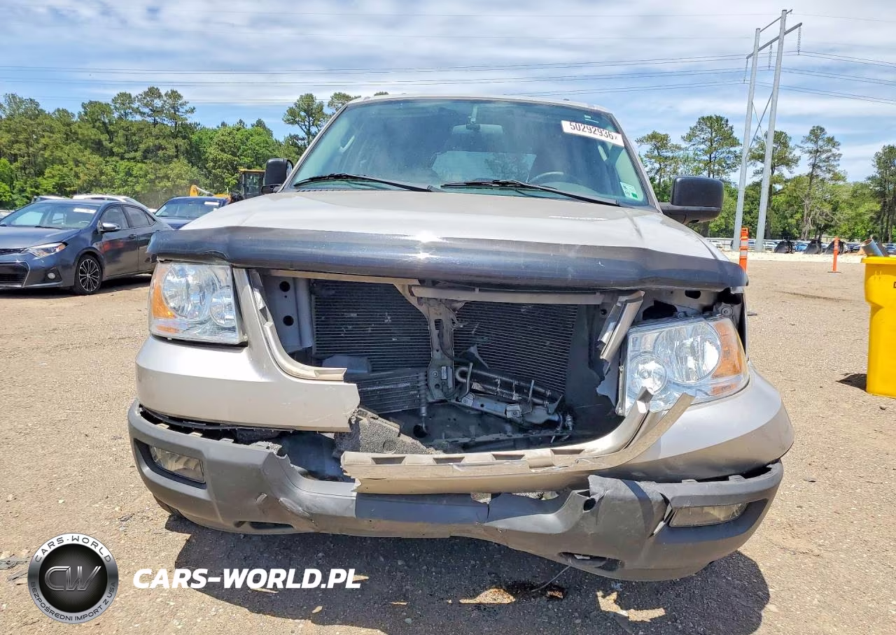 2005 Ford Expedition Xlt VIN:1FMPU16575LA81740 - 5