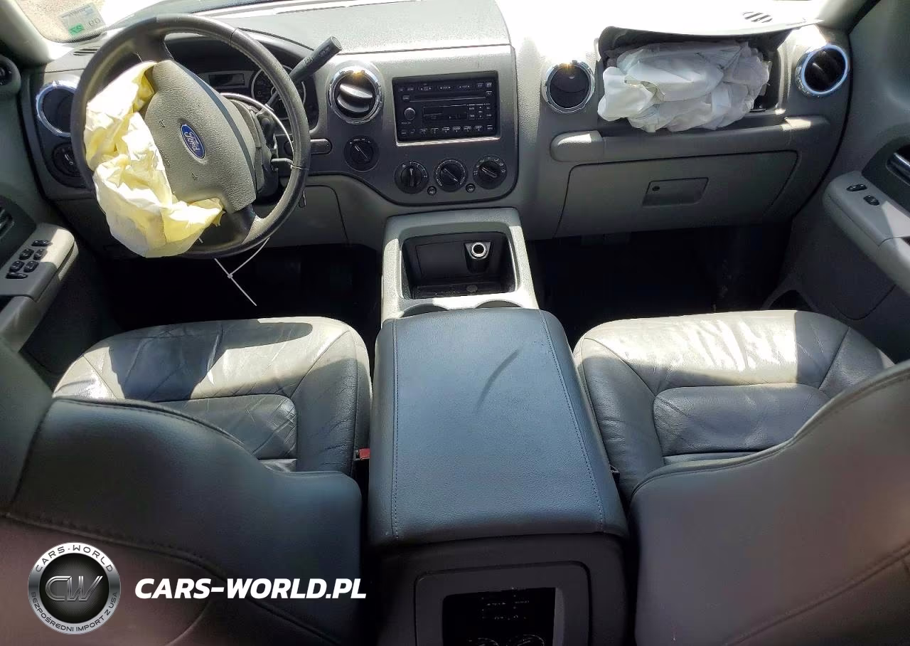 2005 Ford Expedition Xlt VIN:1FMPU16575LA81740 - 8