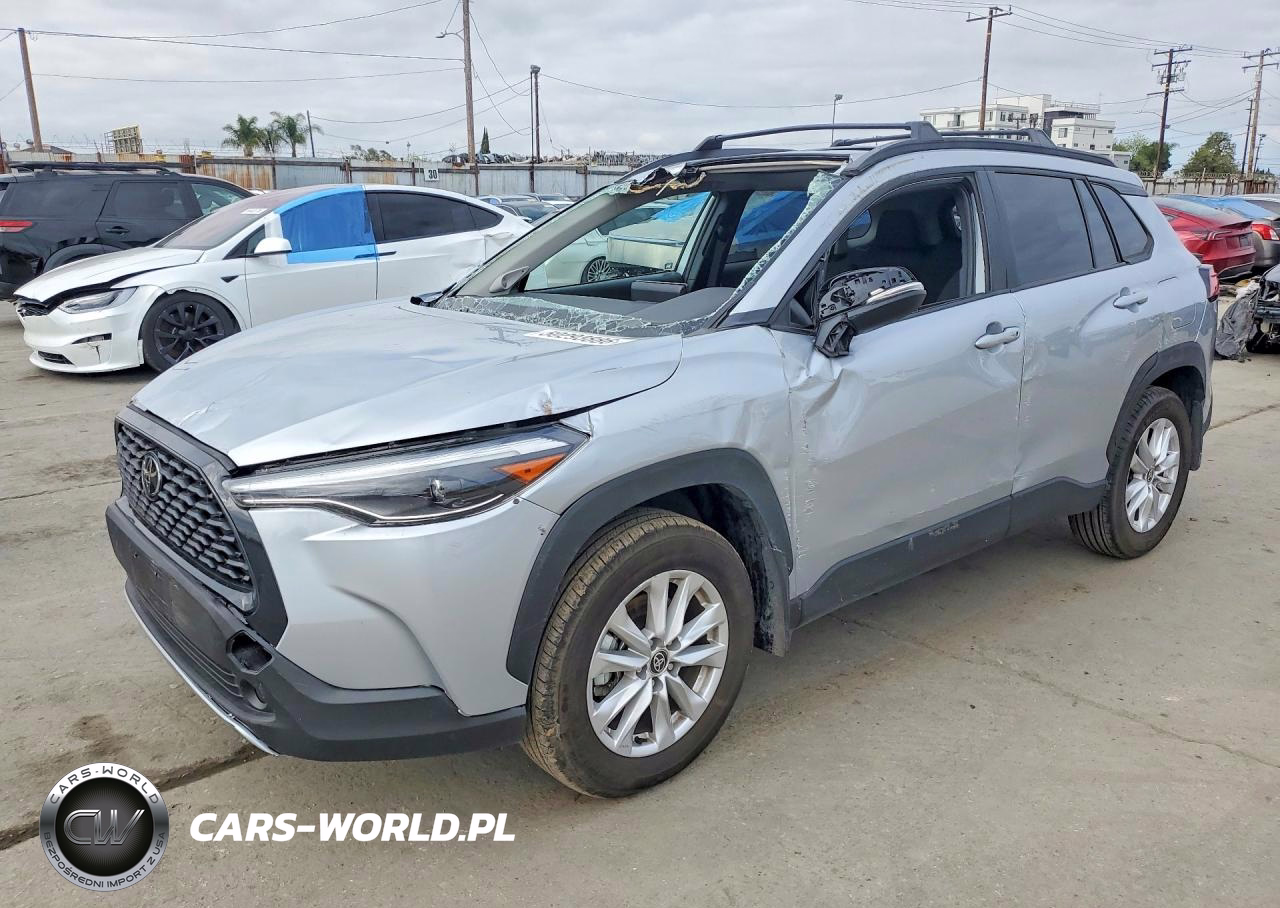 2024 Toyota Corolla Cross Le