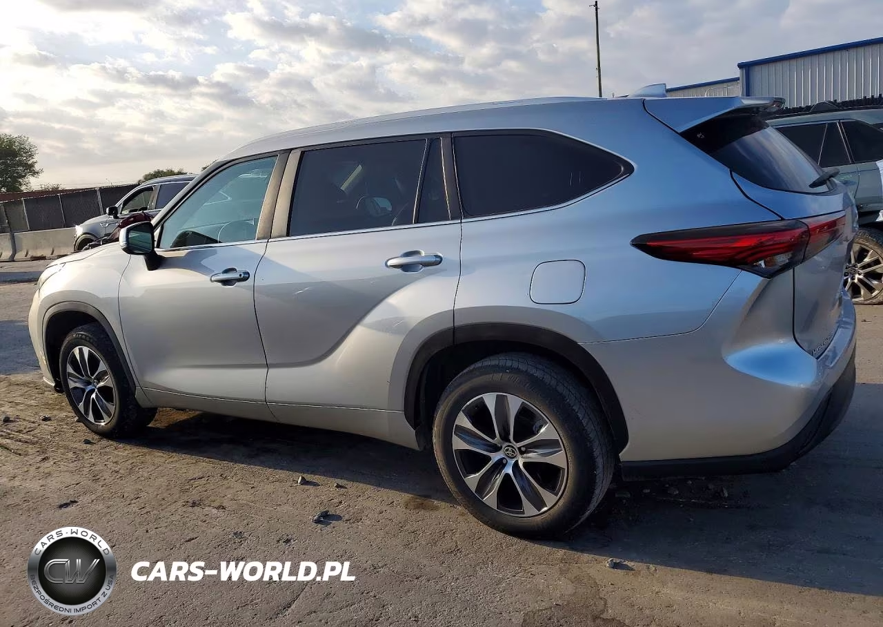 2023 Toyota Highlander Xle VIN:5TDKDRAH1PS018780 - 2