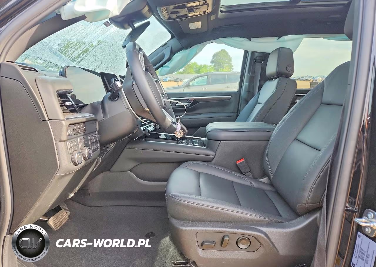 2025 Chevrolet Suburban K1500 Z71 VIN:1GNS6DR80SR297218 - 7