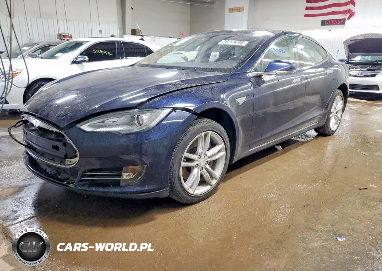 2013 Tesla Model S
