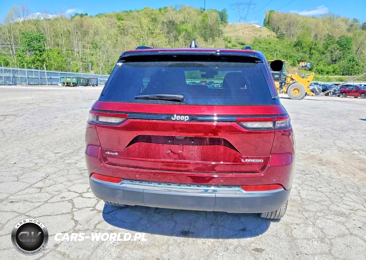 2025 Jeep Grand Cherokee Laredo VIN:1C4RJHAG3SC296261 - 6