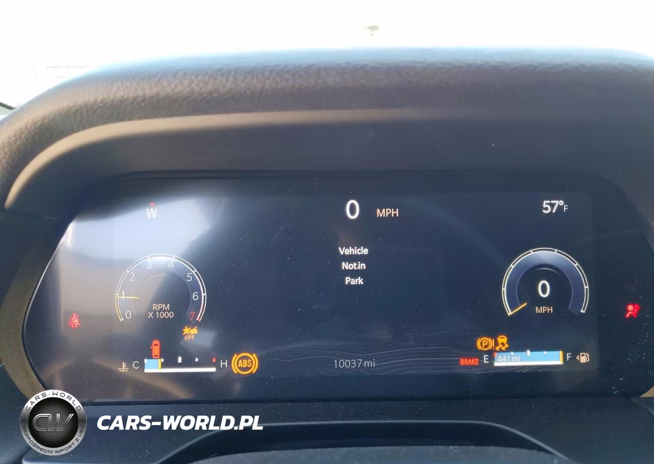 2025 Jeep Grand Cherokee Laredo VIN:1C4RJHAG3SC296261 - 9