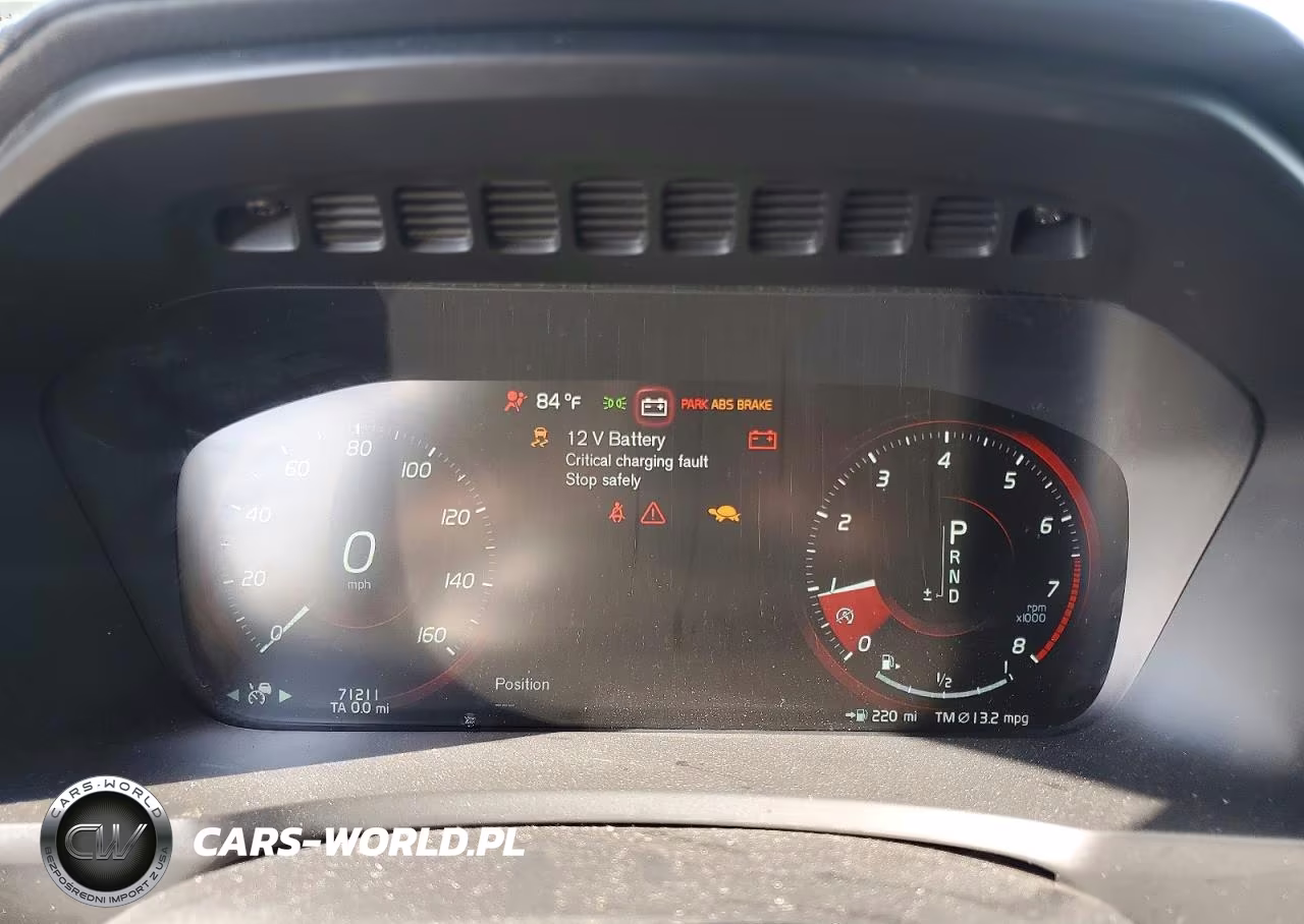 2018 Volvo Xc90 T6 VIN:YV4A22PL4J1320263 - 9