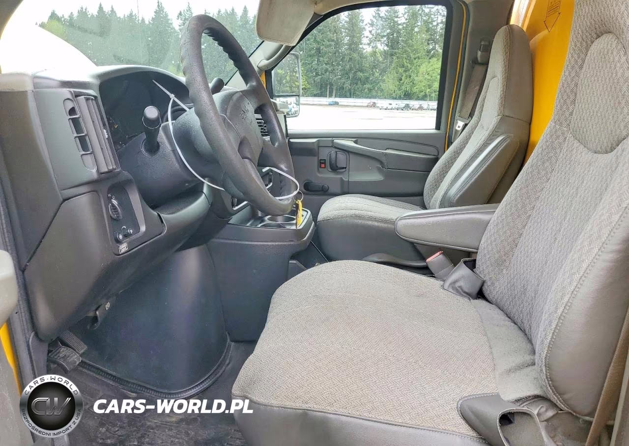 2007 GMC Savana Cutaway G3500 VIN:1GDHG31U871902316 - 7
