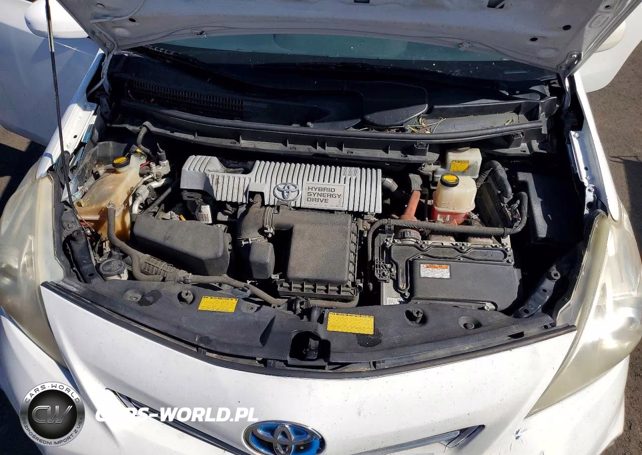 2014 Toyota Prius V Three VIN:JTDZN3EU6E3339910 - 11