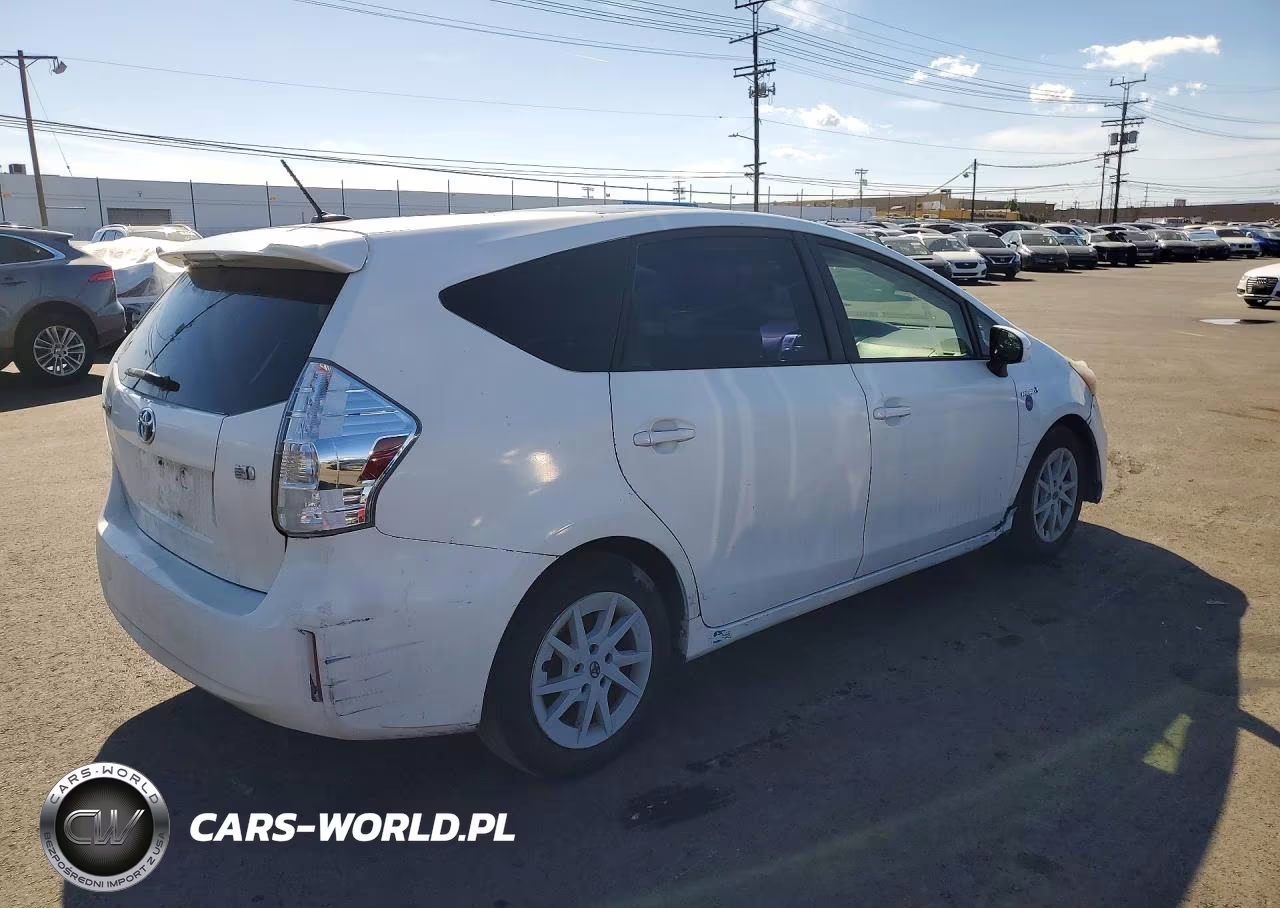 2014 Toyota Prius V Three VIN:JTDZN3EU6E3339910 - 3