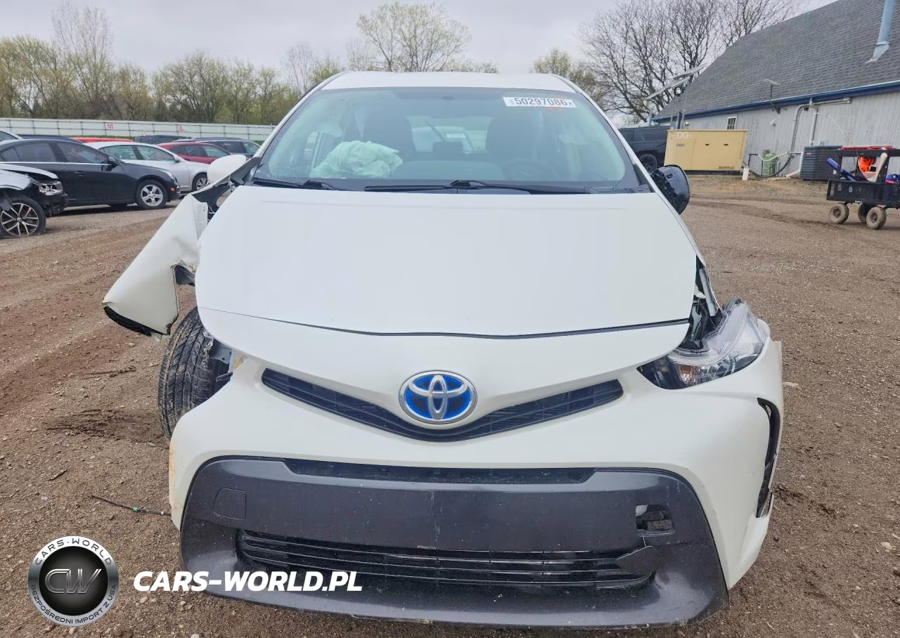 2015 Toyota Prius V Two VIN:JTDZN3EUXFJ031751 - 5