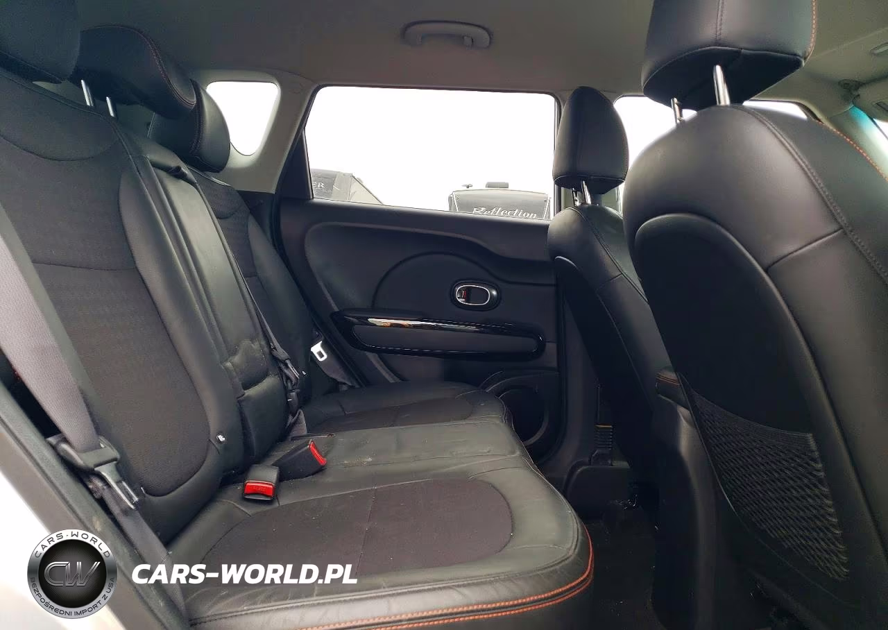 2018 Kia Soul ! VIN:KNDJX3AA6J7576645 - 10