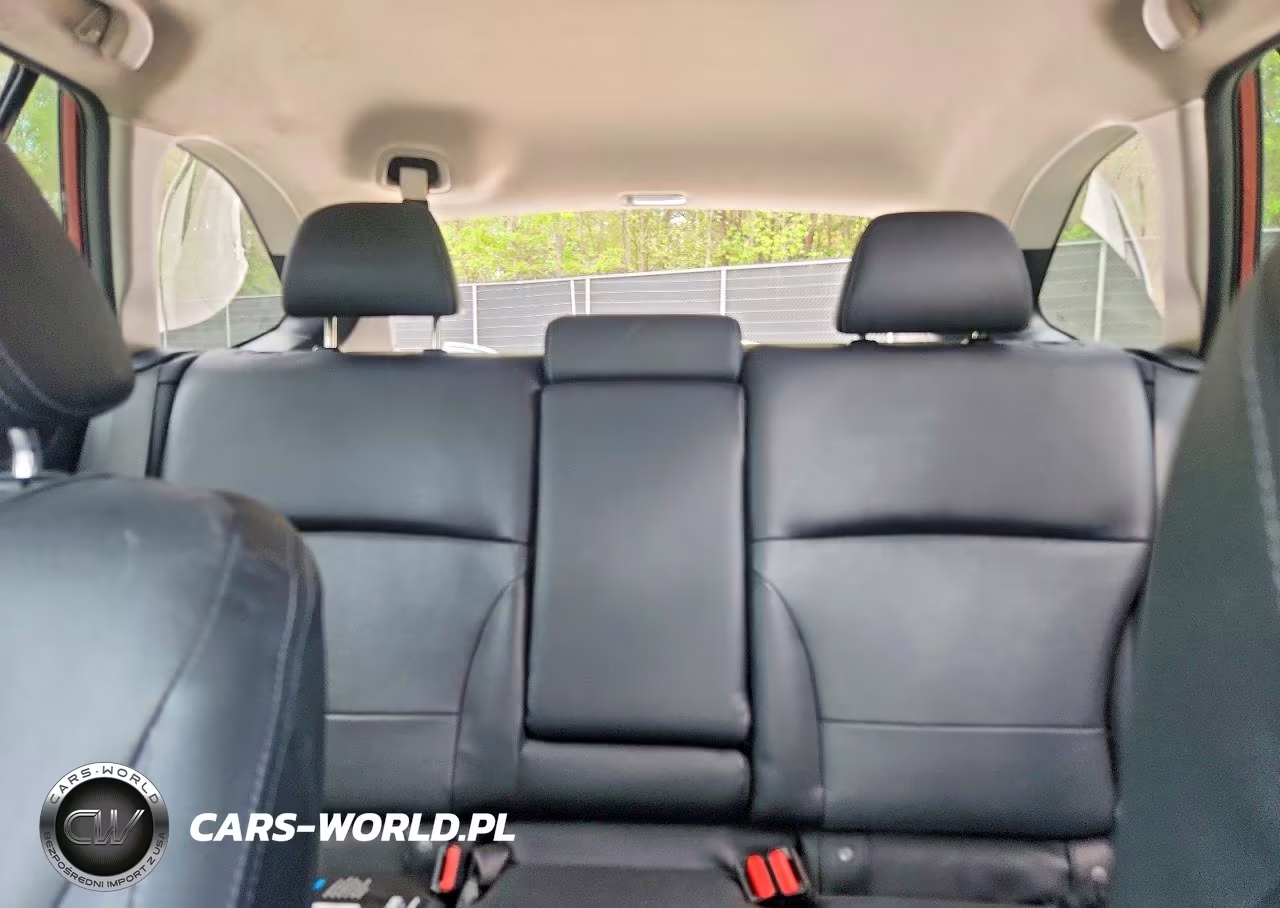 2017 Subaru Outback 2.5I Limited VIN:4S4BSANC6H3388305 - 10