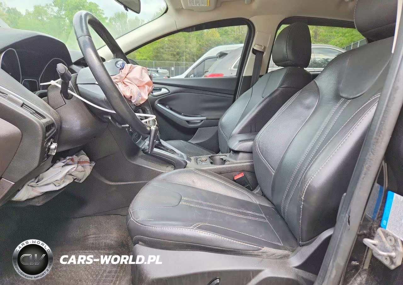 2014 Ford Focus Titanium VIN:1FADP3N2XEL101762 - 7