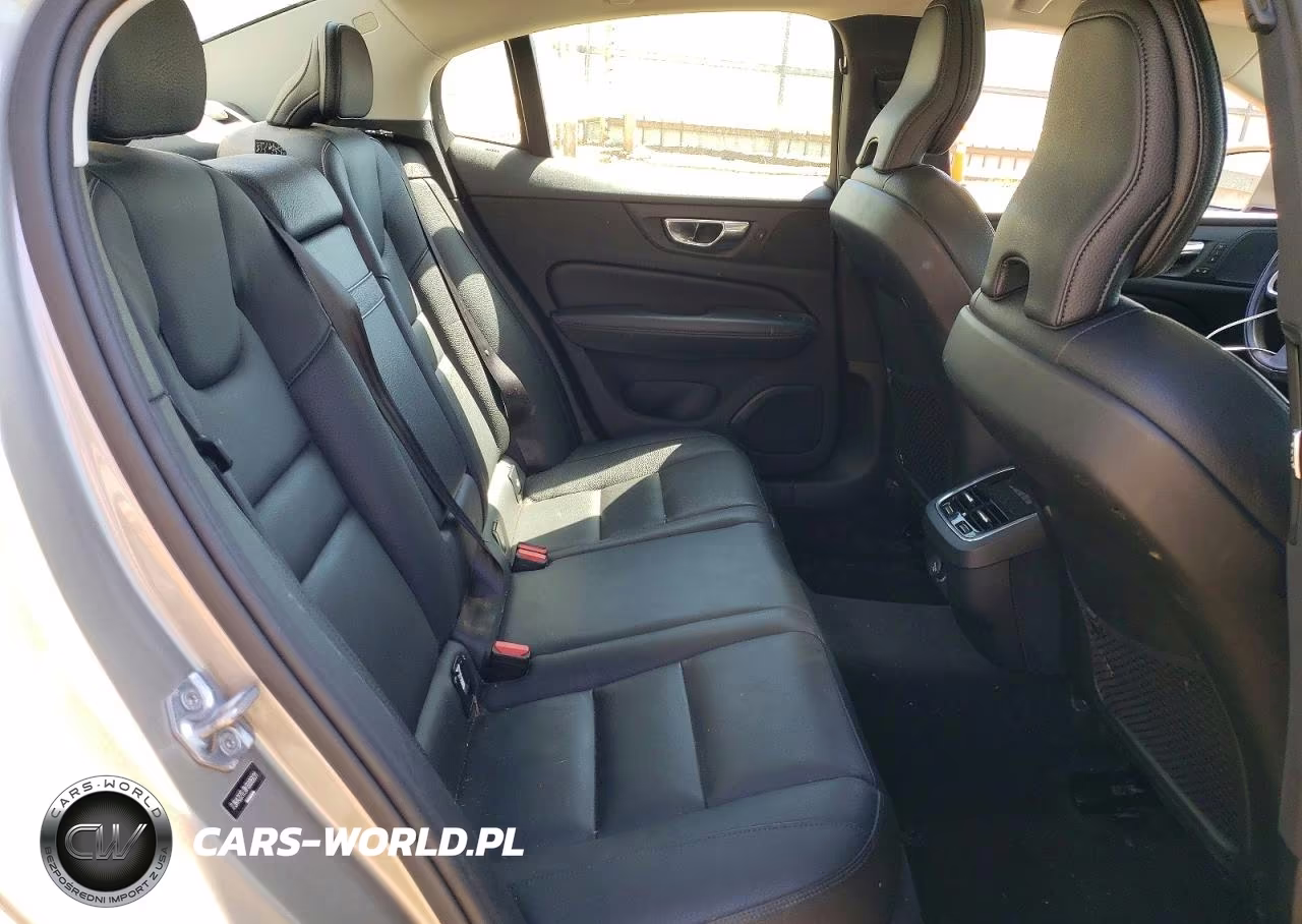 2019 Volvo S60 T6 Inscription VIN:7JRA22TL0KG006831 - 10