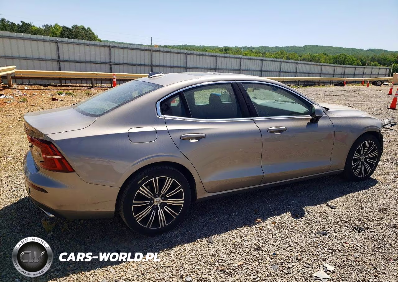 2019 Volvo S60 T6 Inscription VIN:7JRA22TL0KG006831 - 3