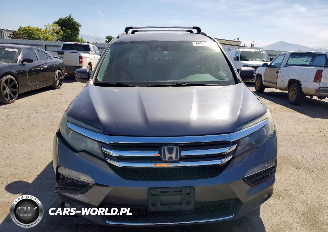 2016 Honda Pilot Elite VIN:5FNYF6H03GB089860 - 5