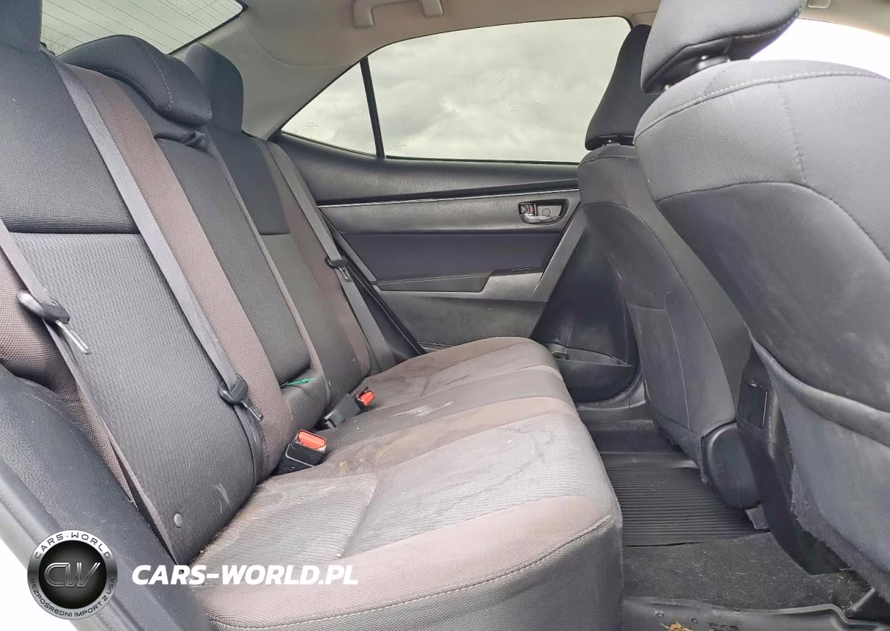 2017 Toyota Corolla Le VIN:5YFBURHE3HP612972 - 10
