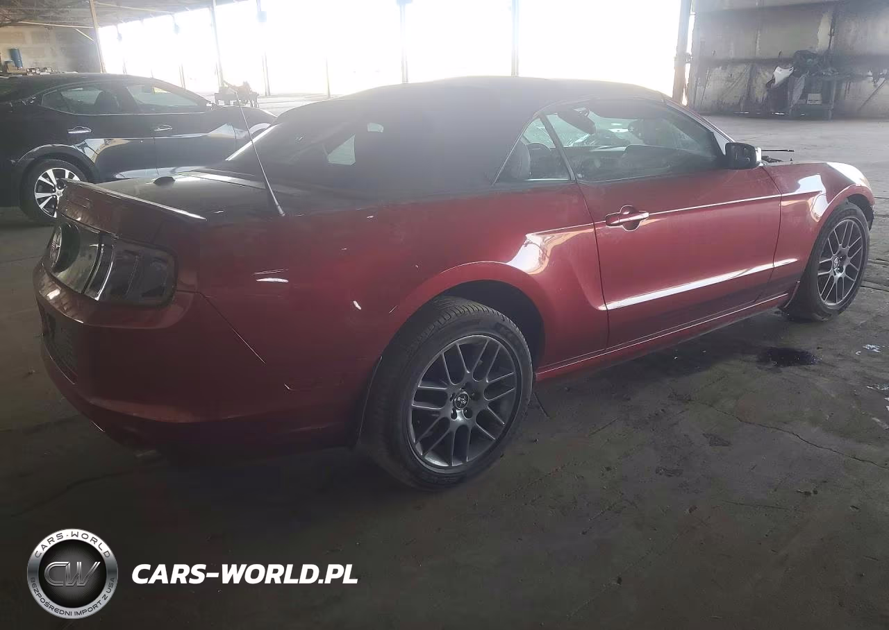 2014 Ford Mustang VIN:1ZVBP8EM4E5210218 - 3