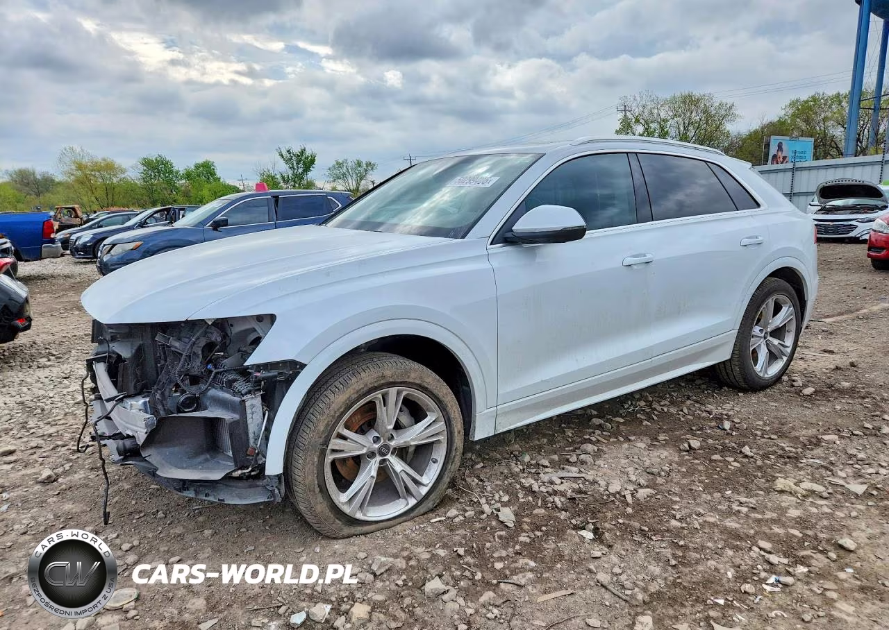 2023 Audi Q8 Premium Plus